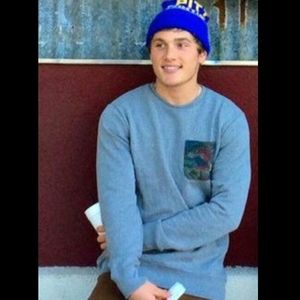 Meet your Posher, Max